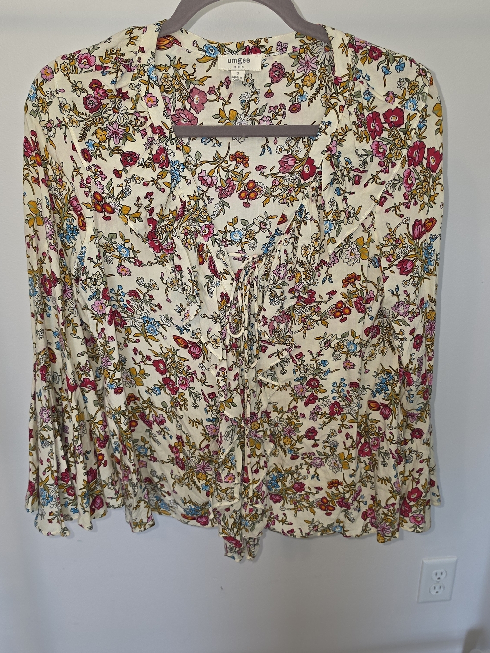 Umgee Cream Floral Tie-Front Blouse